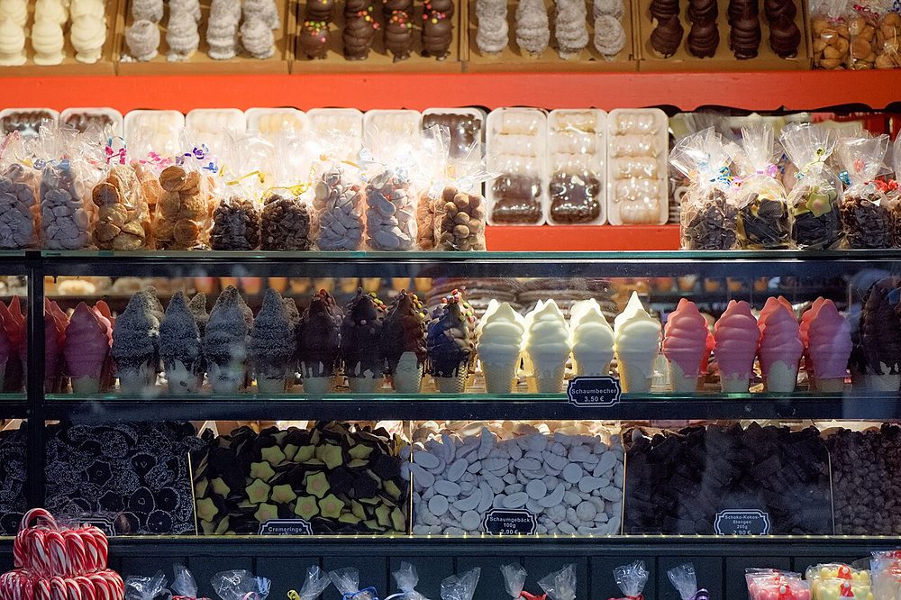 Christkindlmarkt vor dem Salzburger Dom